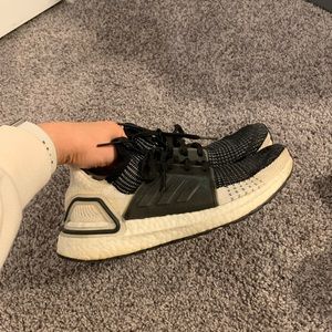 Adidas Ultra Boost 19